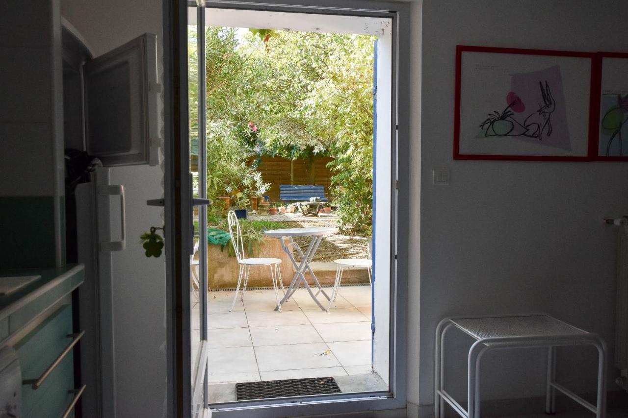Ferienwohnung Moulin Rose, Parking - Jardin Arles Exterior foto
